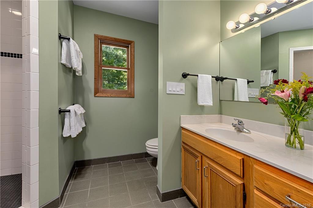 48 Moody Cove Road Weaverville NC 28787