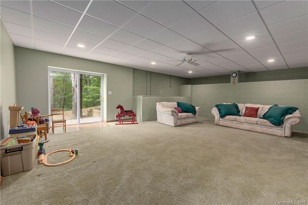 48 Moody Cove Road Weaverville NC 28787