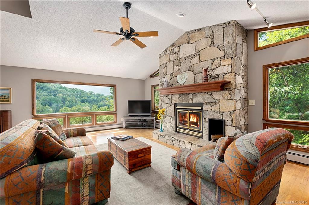 48 Moody Cove Road Weaverville NC 28787