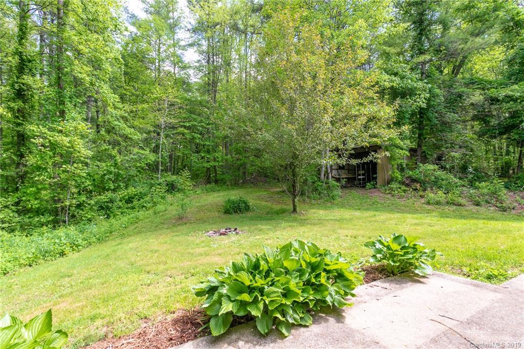 16 Woods Road Fairview NC 28730