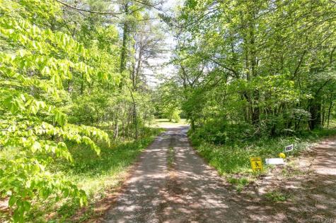 16 Woods Road Fairview NC 28730