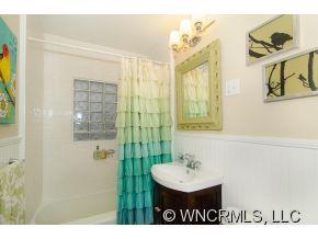 139 Arthur Road Asheville NC 28806