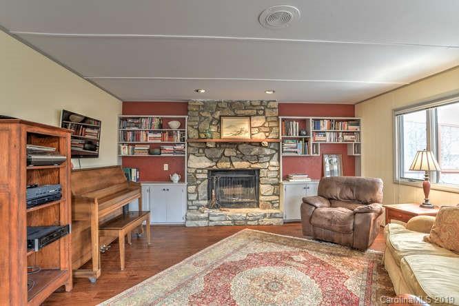 10 S College Street Weaverville NC 28787