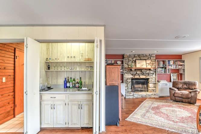 10 S College Street Weaverville NC 28787