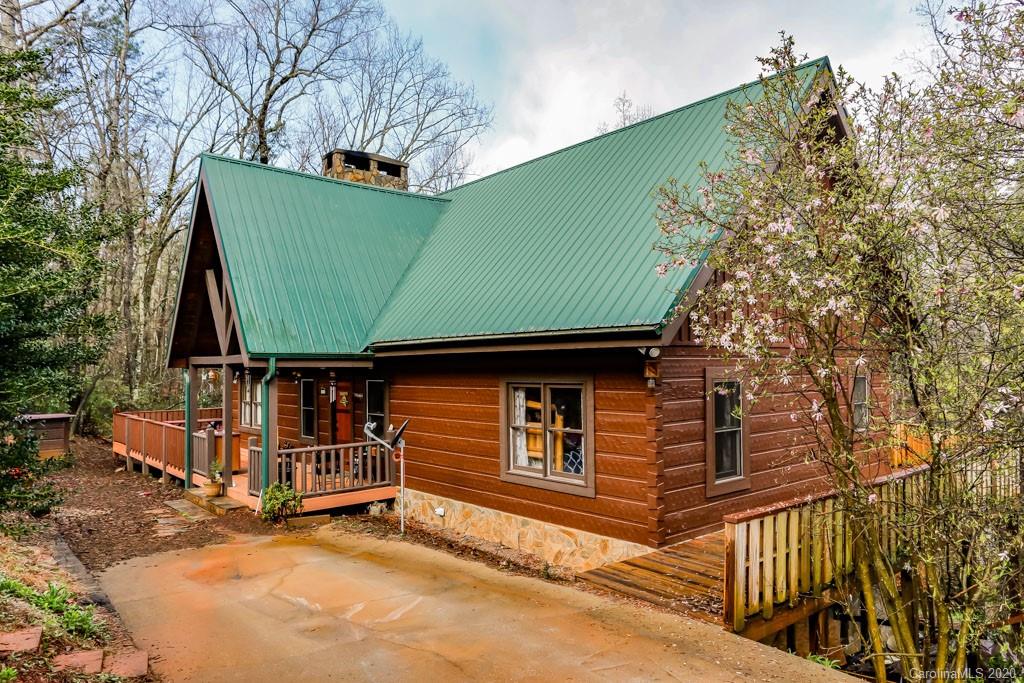 587 Pheasant Street Lake Lure NC 28746