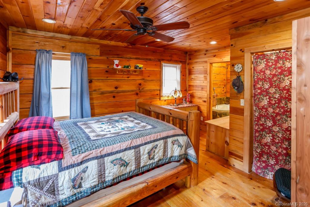 587 Pheasant Street Lake Lure NC 28746