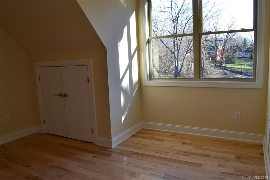 28 Blalock Avenue Asheville NC 28803