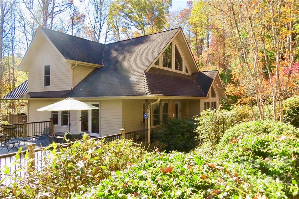 17 Caroline Lane Pisgah Forest NC 28768