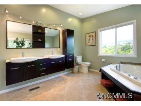 19 Westview Road Asheville NC 28804