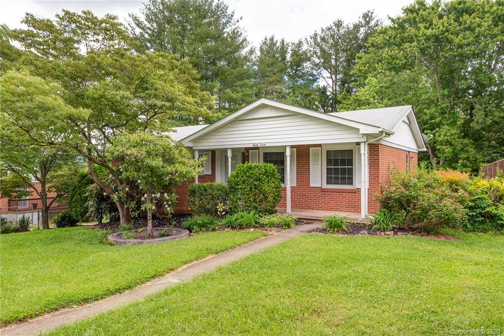 27 Morgan Boulevard Arden NC 28704