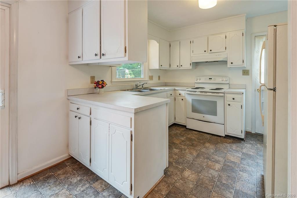 27 Morgan Boulevard Arden NC 28704