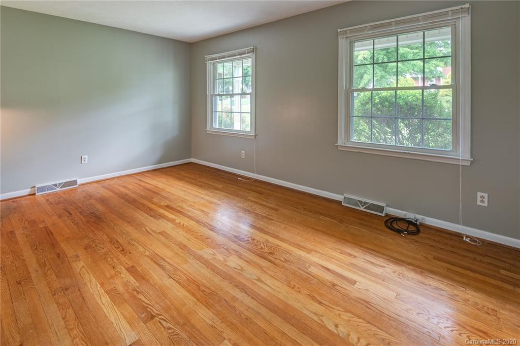 27 Morgan Boulevard Arden NC 28704