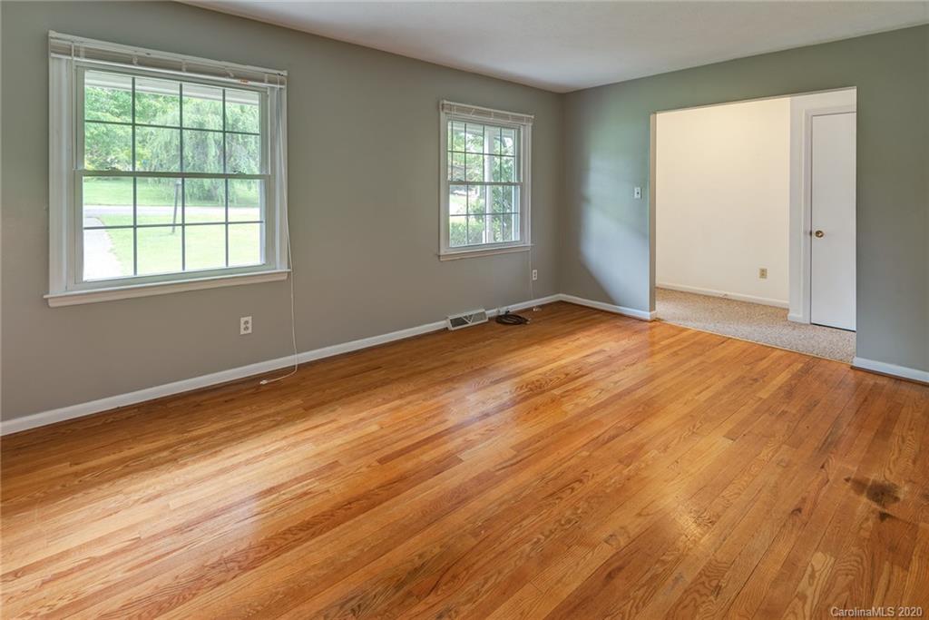 27 Morgan Boulevard Arden NC 28704