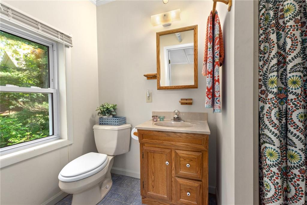 38 Marne Road Asheville NC 28803