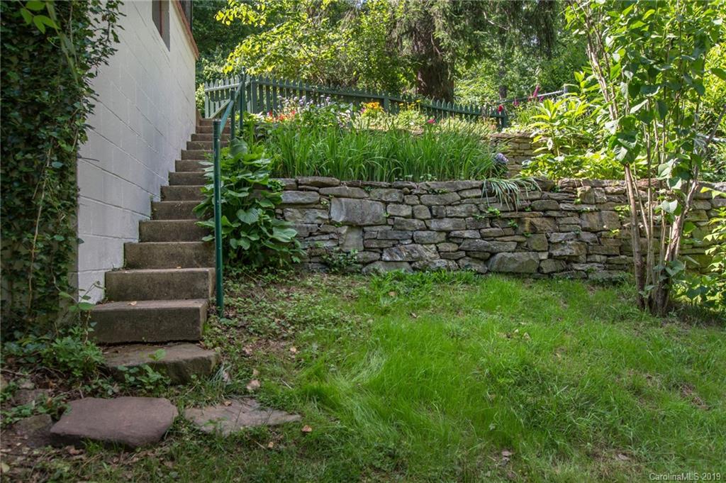 38 Marne Road Asheville NC 28803