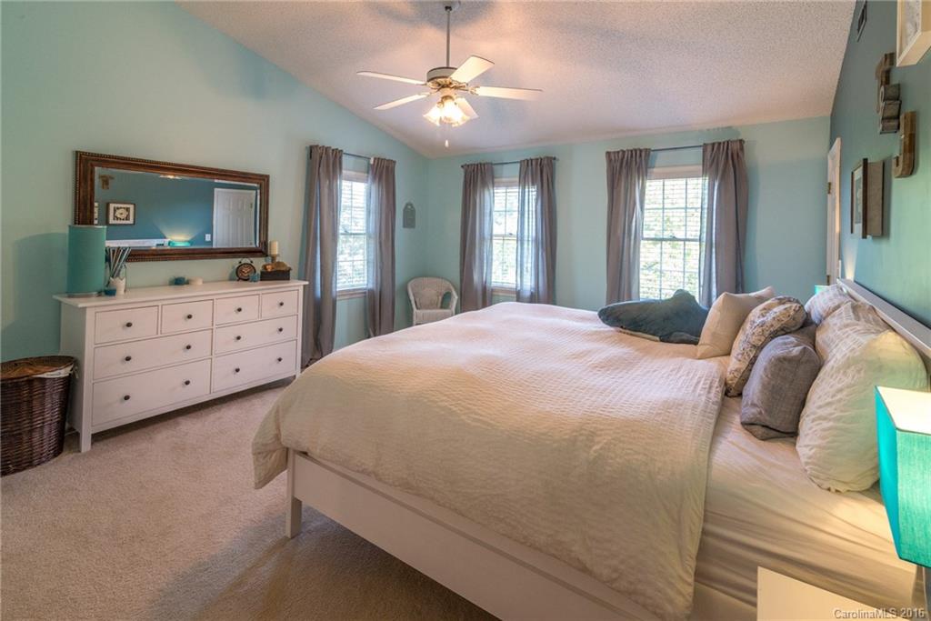 15 Strathmore Drive Arden NC 28704