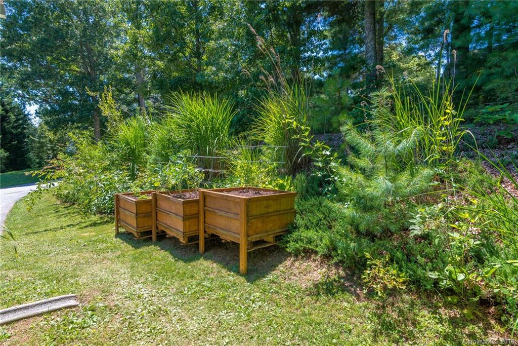 15 Strathmore Drive Arden NC 28704