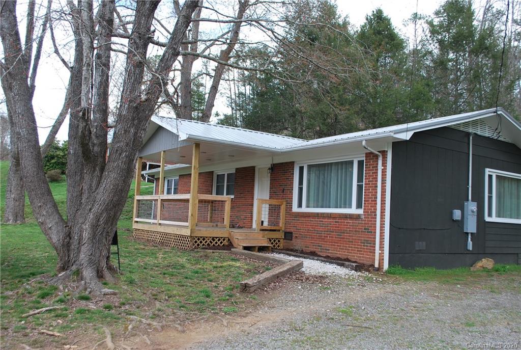 1063 Henson Cove Road Canton NC 28716