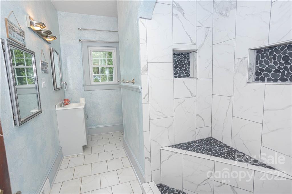 314 Newfound Street Canton NC 28716
