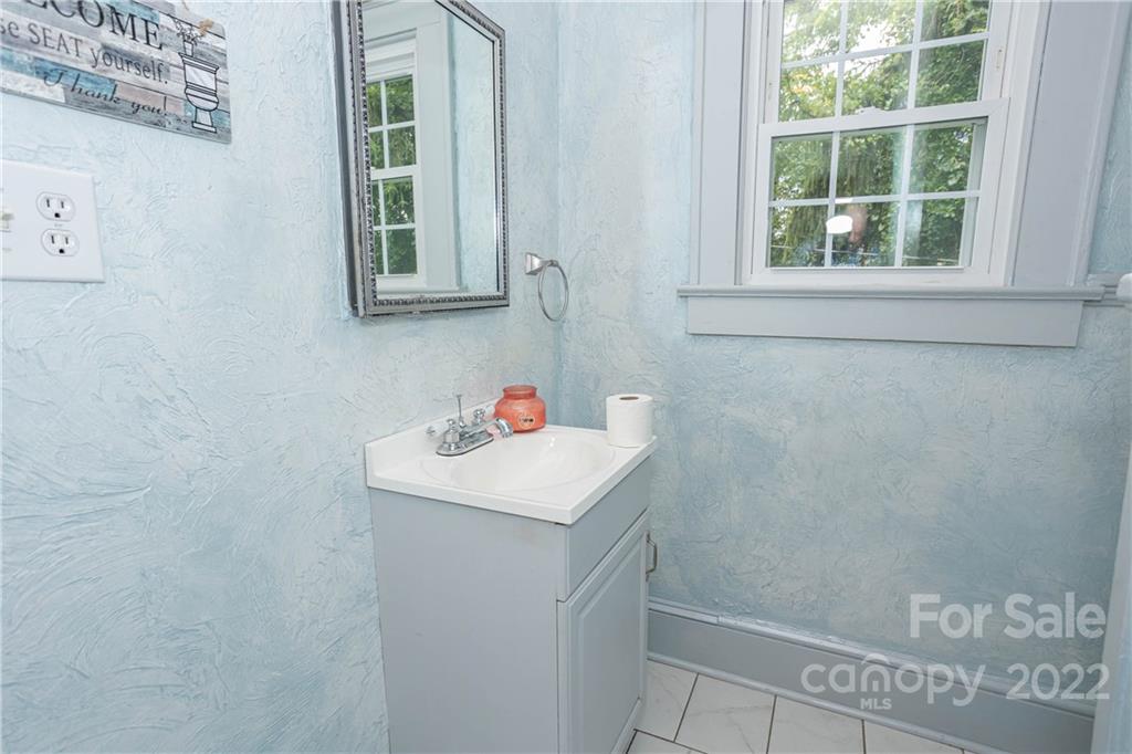 314 Newfound Street Canton NC 28716