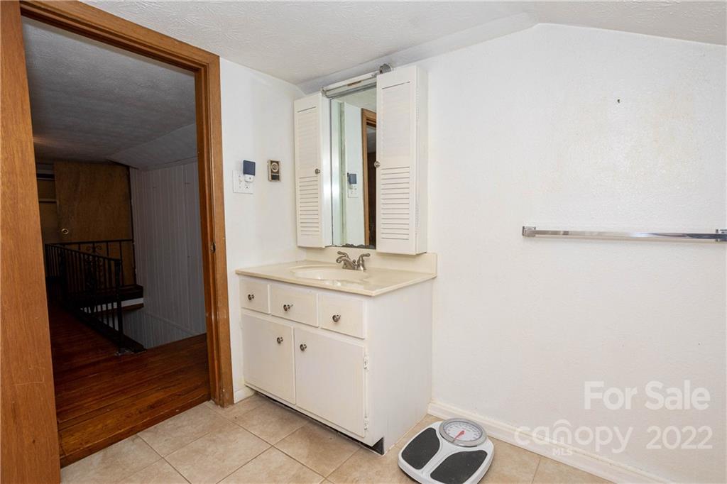 314 Newfound Street Canton NC 28716