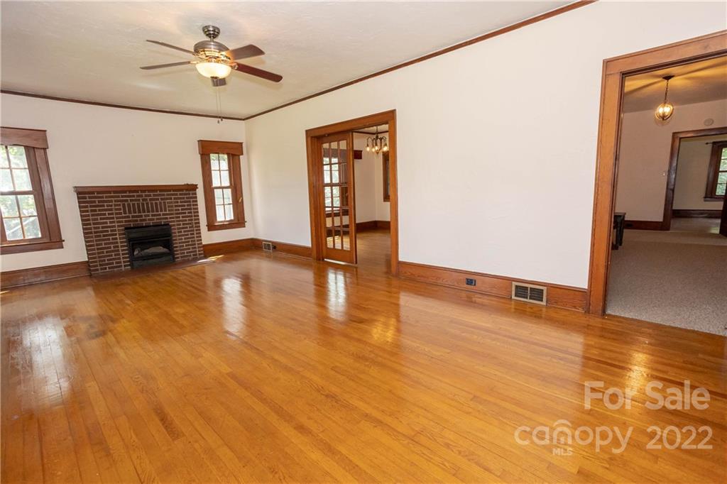 314 Newfound Street Canton NC 28716