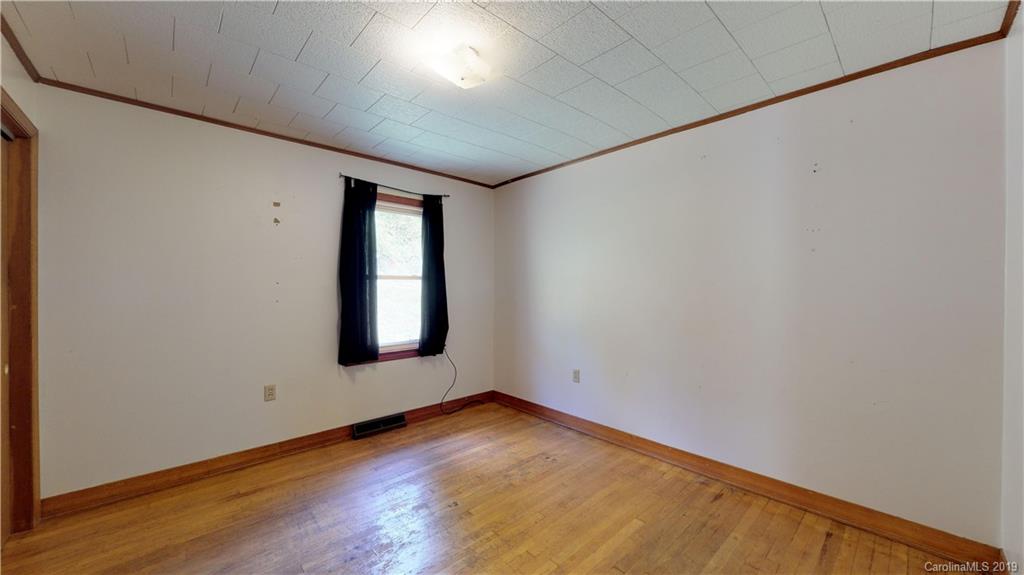 8617 Cruso Road Canton NC 28716