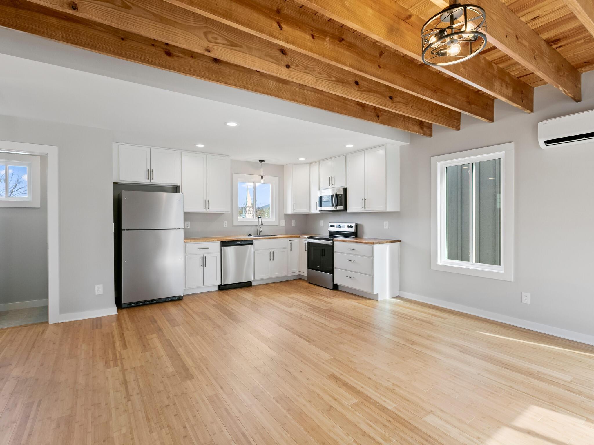 76 E Cascade Street Arden NC 28704