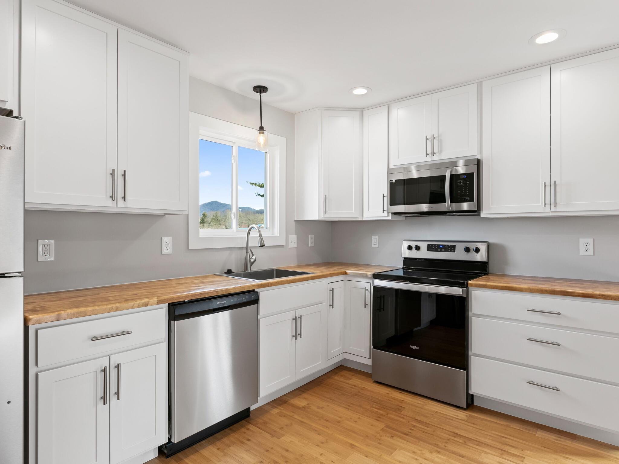 76 E Cascade Street Arden NC 28704
