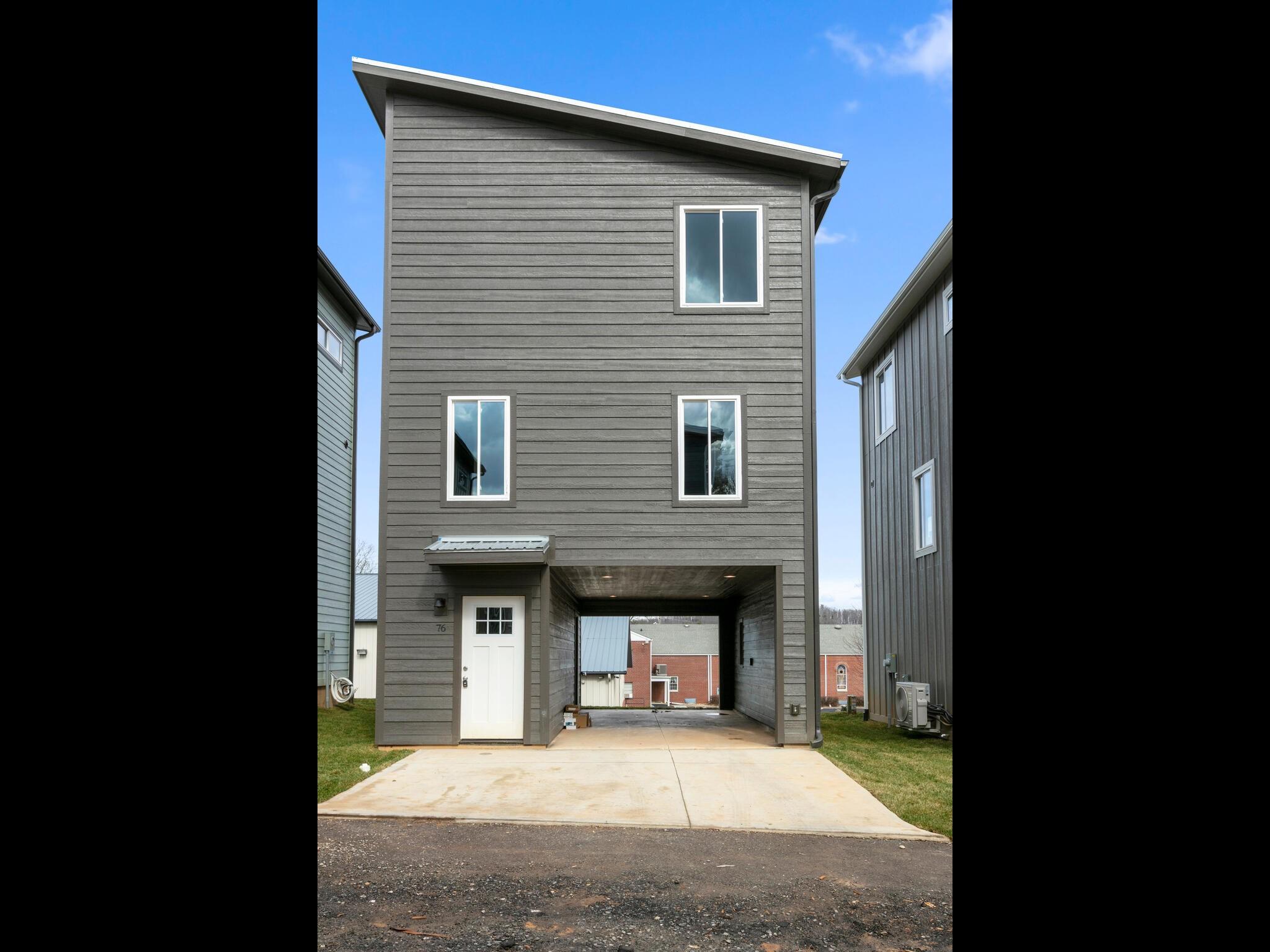 76 E Cascade Street Arden NC 28704