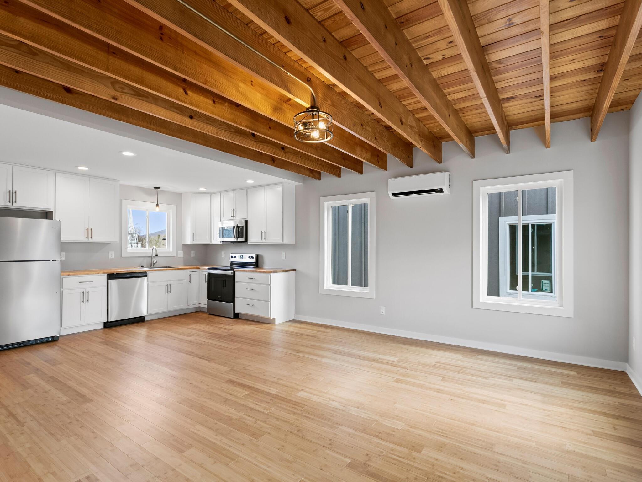 76 E Cascade Street Arden NC 28704