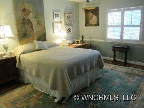 24 Midland Drive Asheville NC 28804
