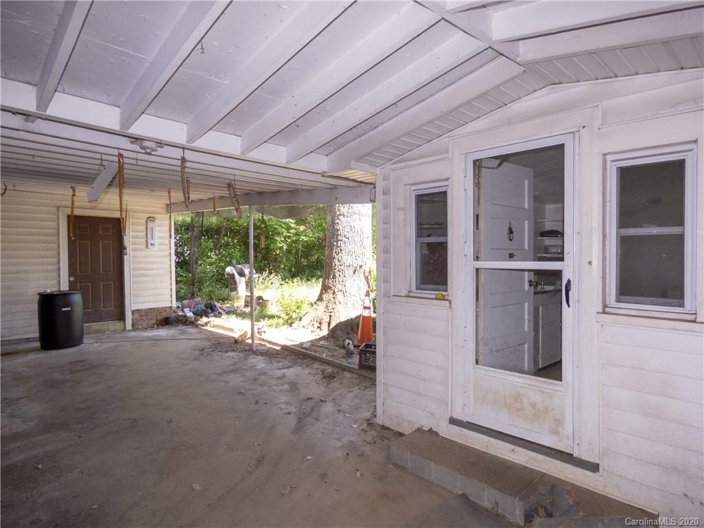 28 Oteen Park Place Asheville NC 28805