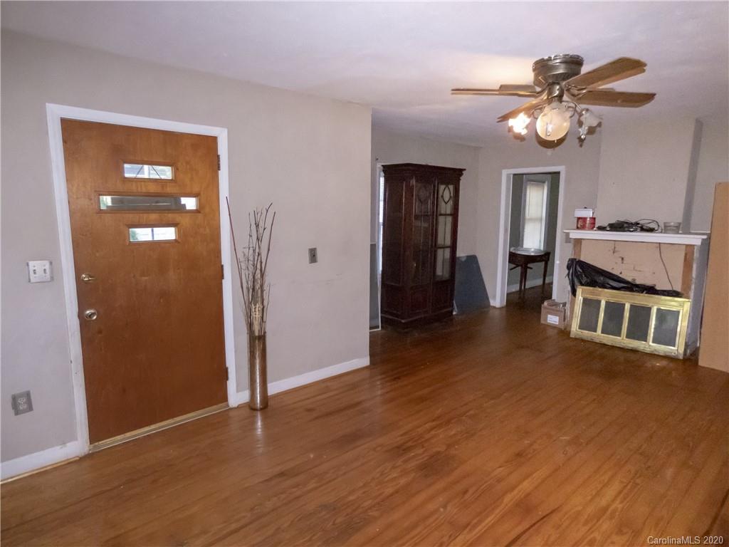 28 Oteen Park Place Asheville NC 28805