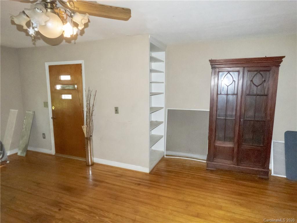 28 Oteen Park Place Asheville NC 28805