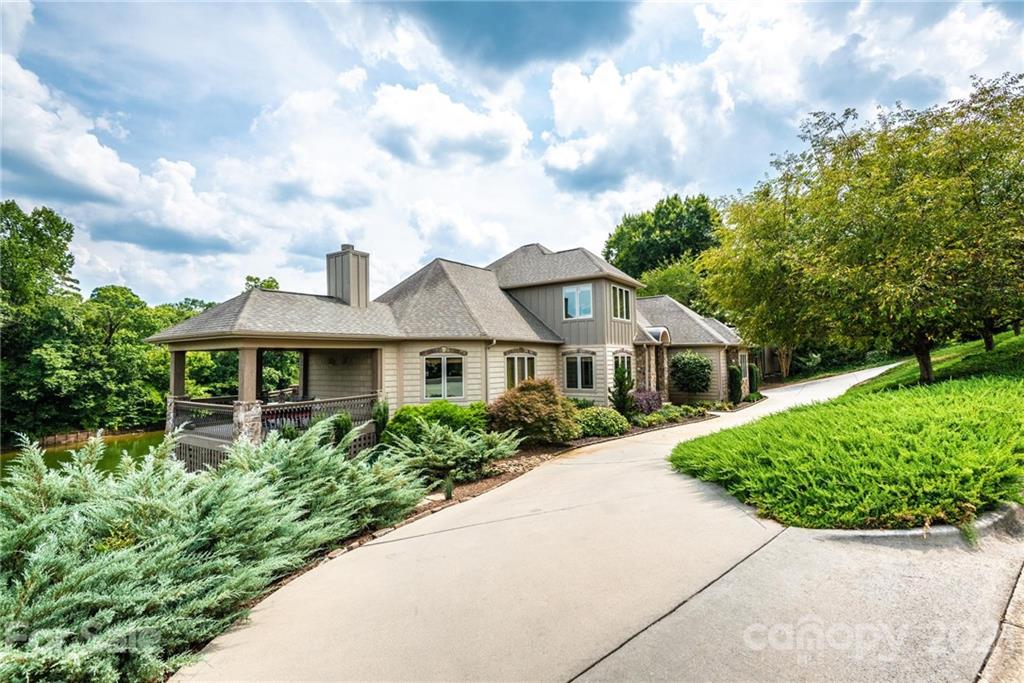 271 44th Avenue Circle NW Hickory NC 28601