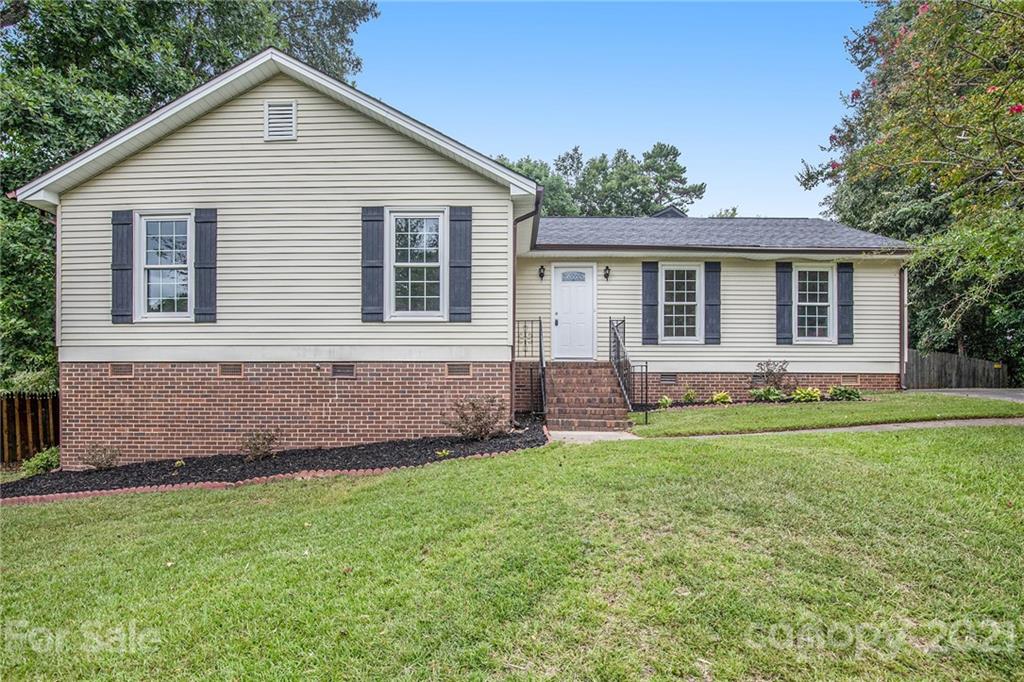 7304 Falkirk Place Charlotte NC 28270