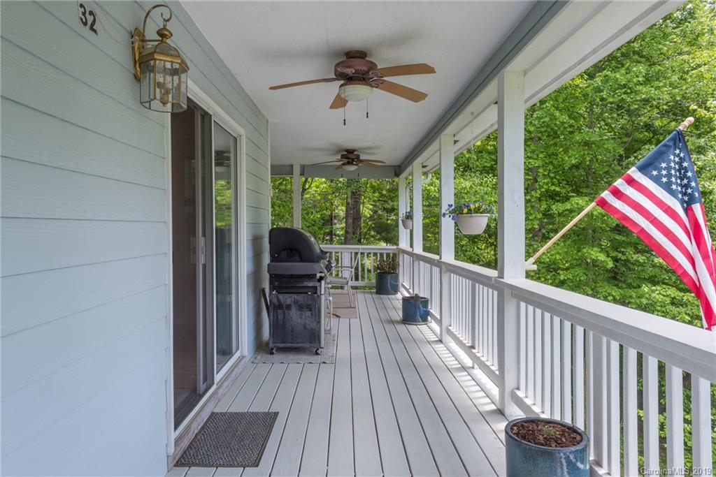32 Dalya Road Swannanoa NC 28778
