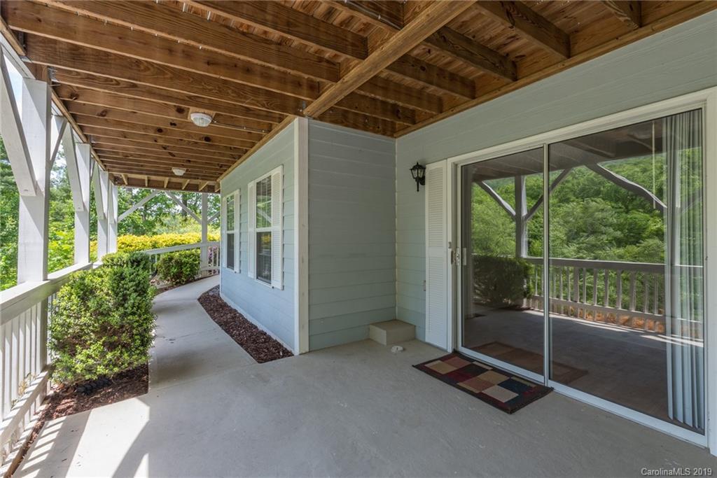 32 Dalya Road Swannanoa NC 28778
