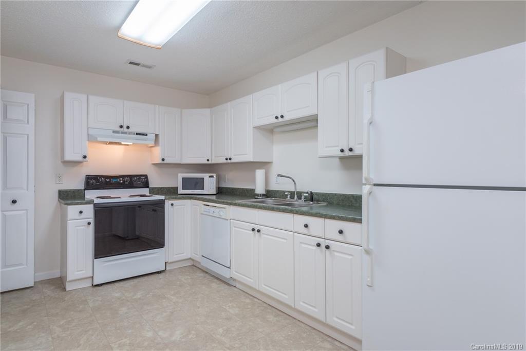 32 Dalya Road Swannanoa NC 28778