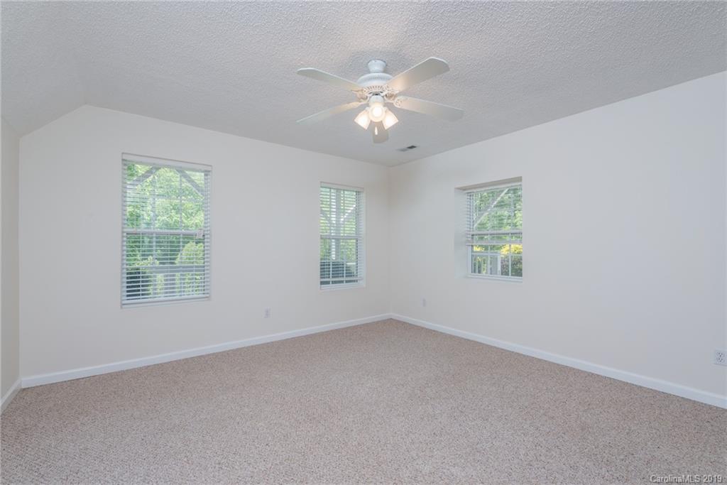 32 Dalya Road Swannanoa NC 28778