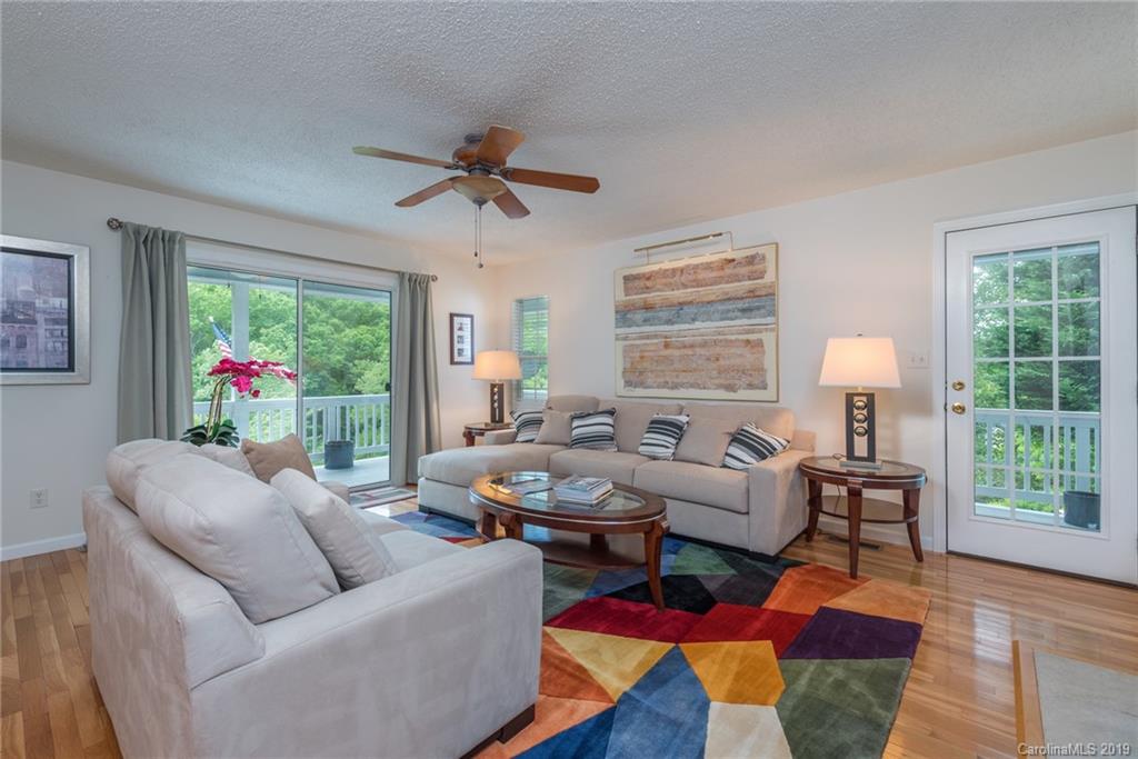32 Dalya Road Swannanoa NC 28778