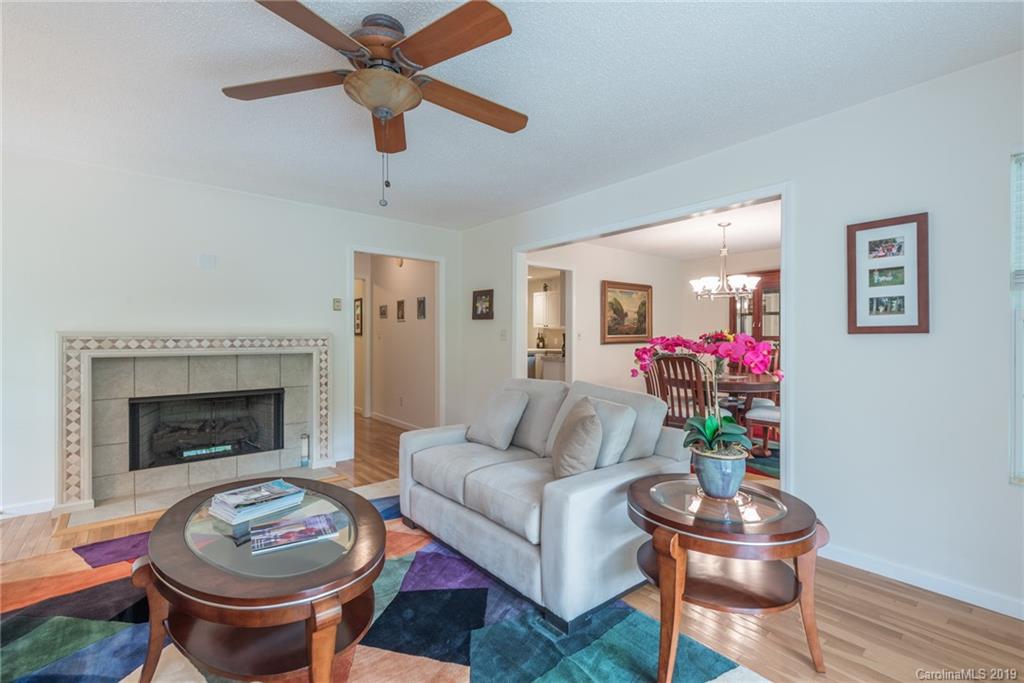 32 Dalya Road Swannanoa NC 28778