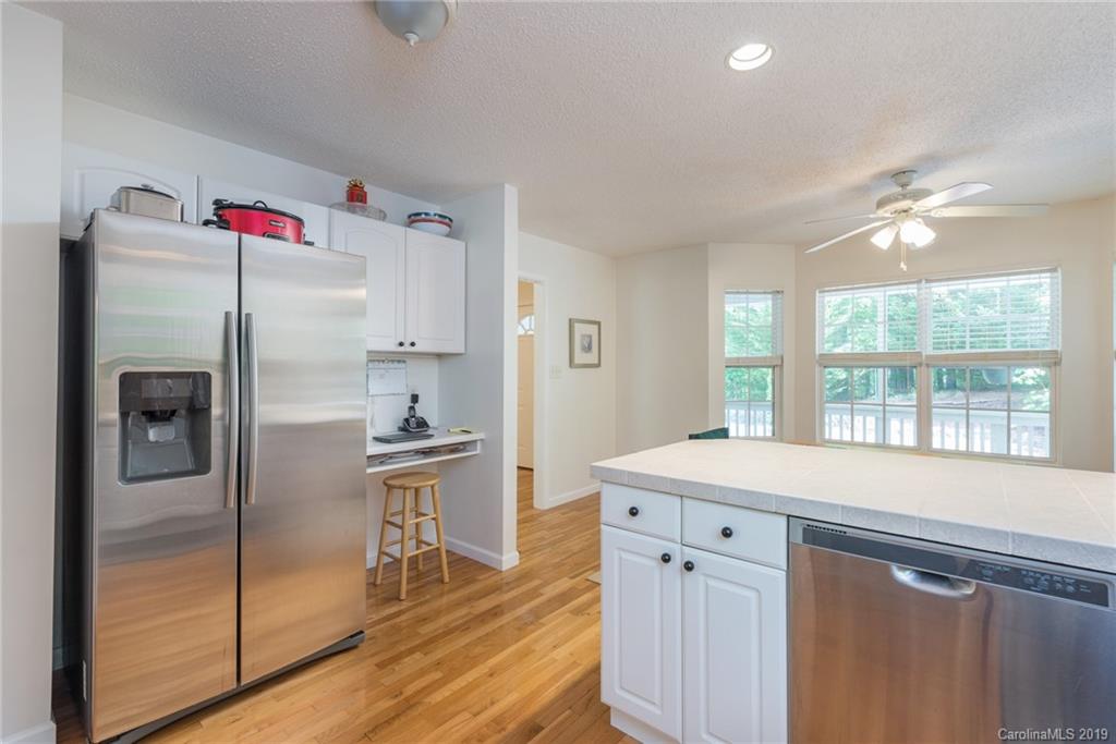 32 Dalya Road Swannanoa NC 28778