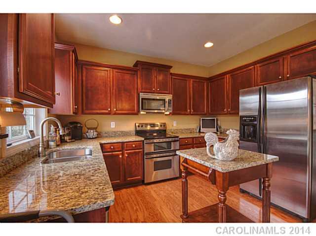 109 S Wendover Trace Mooresville NC 28117