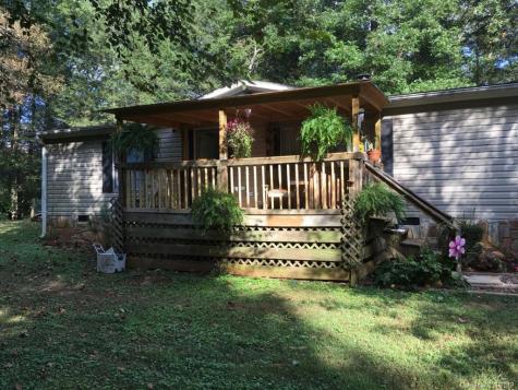 18 Thousand Oaks Drive Marion NC 28752