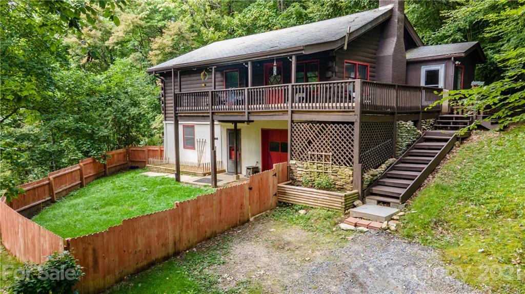 6229 Liner Creek Road Clyde NC 28721