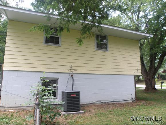 99 Wicklow Drive Asheville NC 28806