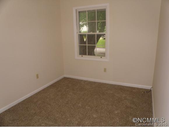 99 Wicklow Drive Asheville NC 28806
