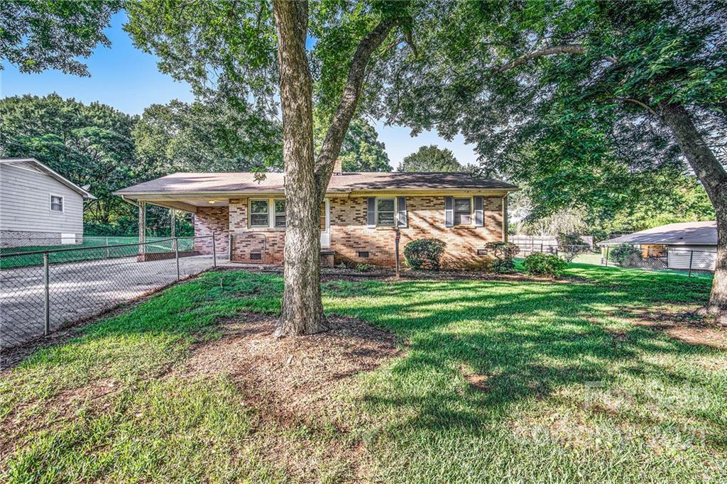 2424 Lynn Drive Gastonia NC 28054